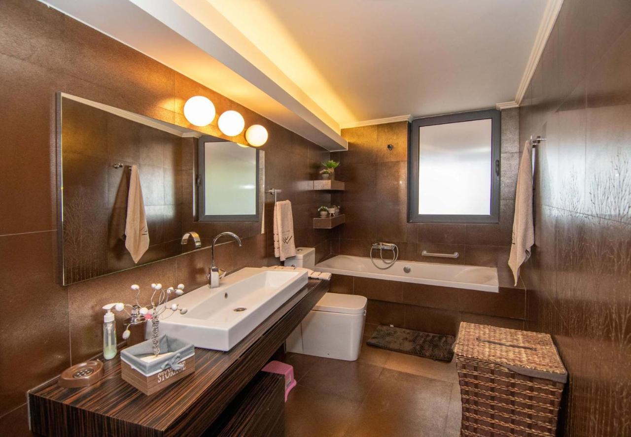 Optasia Luxury House Argos Exterior photo
